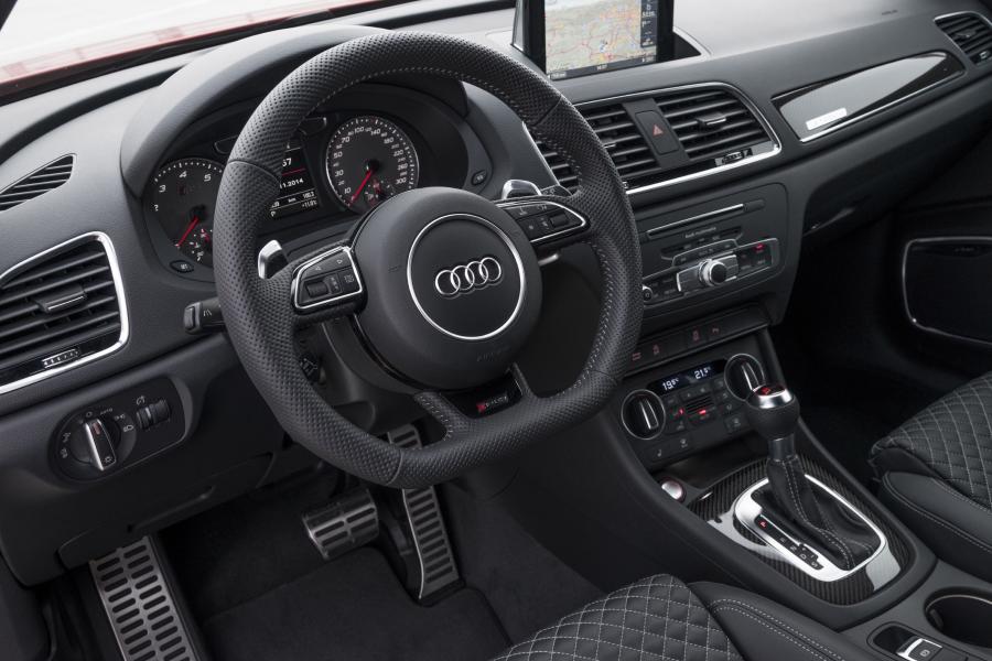 Торпедо Audi RS Q3 (8U) 2015 года  (WW) (фото 26 из 27)